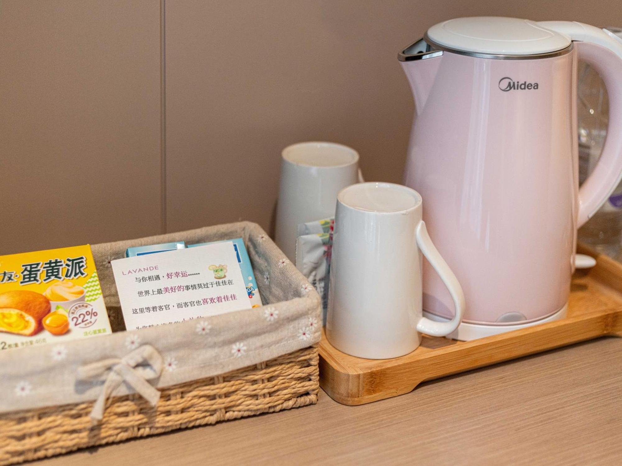 Lavande International Hotel Guangzhou Taikoo Hui Square Shipaiqiao Metro Station Branch - Free Shuttle Bus To Canton Fair Complex During Canton Fair Period & Free Vpn Internet Access Buitenkant foto