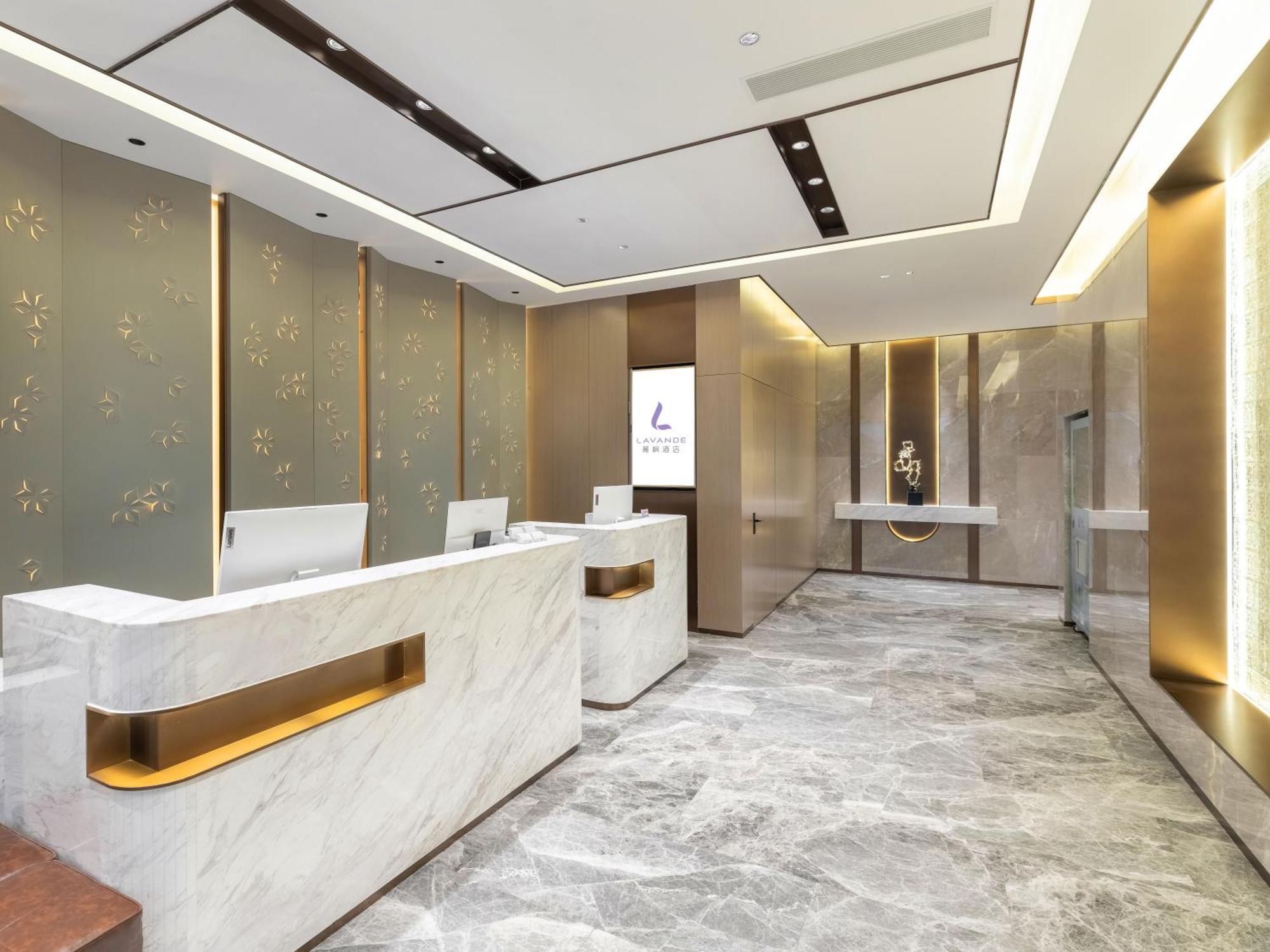 Lavande International Hotel Guangzhou Taikoo Hui Square Shipaiqiao Metro Station Branch - Free Shuttle Bus To Canton Fair Complex During Canton Fair Period & Free Vpn Internet Access Buitenkant foto