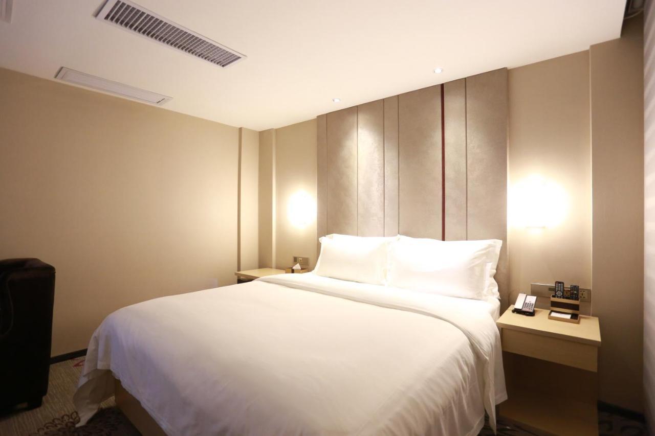 Lavande International Hotel Guangzhou Taikoo Hui Square Shipaiqiao Metro Station Branch - Free Shuttle Bus To Canton Fair Complex During Canton Fair Period & Free Vpn Internet Access Buitenkant foto