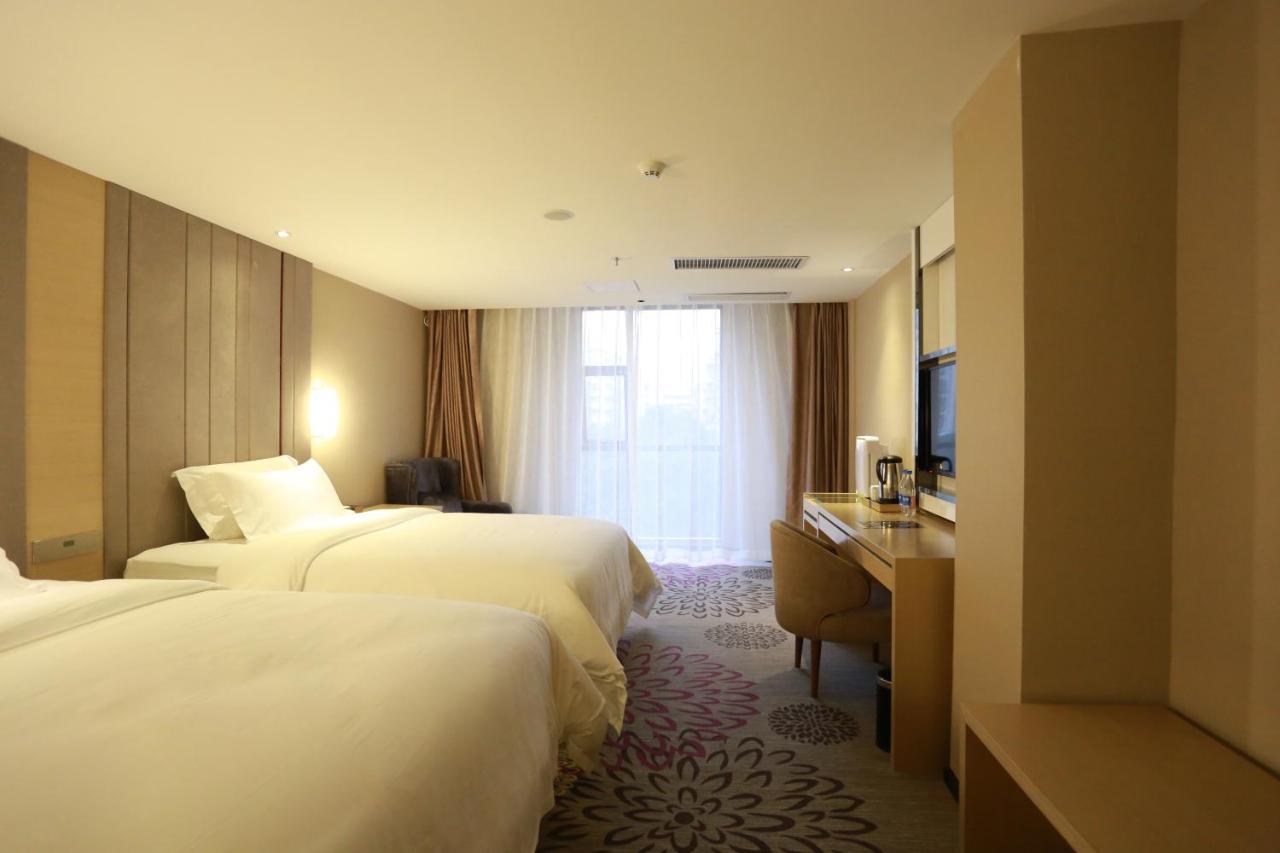Lavande International Hotel Guangzhou Taikoo Hui Square Shipaiqiao Metro Station Branch - Free Shuttle Bus To Canton Fair Complex During Canton Fair Period & Free Vpn Internet Access Buitenkant foto